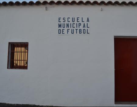 La Escuela Municipal de F�tbol estrena sede