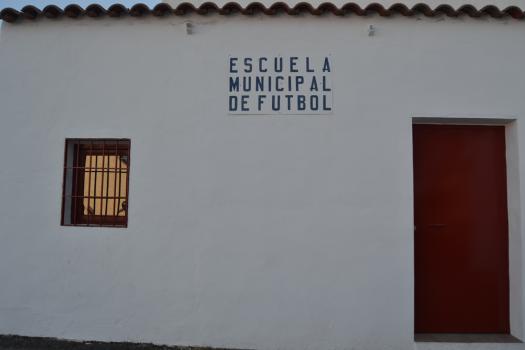 Escuela Municipal de F�tbol estrena sede