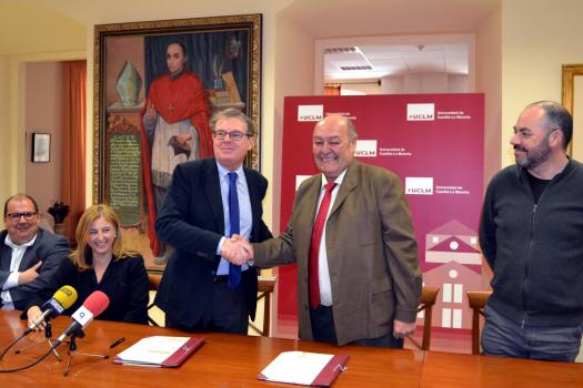 Firma Convenio Campo de Cva.