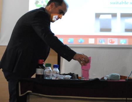 El pl�stico, su adecuada utilizaci�n y gesti�n como residuo centraron la primera conferencia del Ateneo de este a�o 