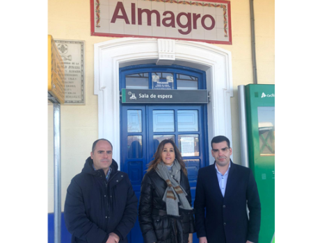 La diputada nacional Rosa Romero visit� la estaci�n de tren