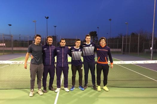 V�ctor V�llez gana la Liga Provincial de Tenis