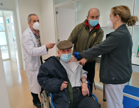 Las personas con grado 3 de dependencia y sus cuidadores principales se vacunar�n contra la COVID-19 la pr�xima semana en Almagro 