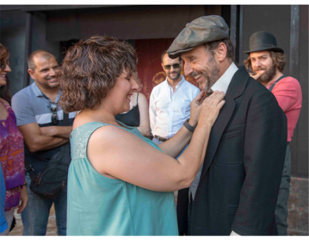 Un grupo de ciegos realiza un ‘paseo t�ctil’ gracias a la Compa��a Nacional de Teatro Cl�sico 