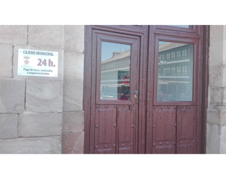 El Ayuntamiento instala un cajero para el pago de impuestos y tasas municipales