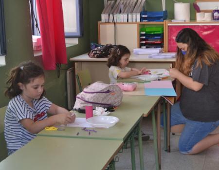 La Escuela de Verano arranca con 20 ni�os inscritos y con todas las medidas de seguridad 