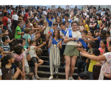 Los alumnos de 6� de Primaria dicen adi�s al cole