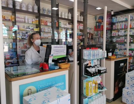 Las mascarillas, financiadas por el Gobierno regional, se pueden retirar de las farmacias durante todo el mes de junio