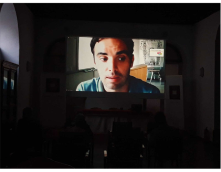 El profesor �ngel Moraga interviene en el Ateneo de Almagro desde Miami