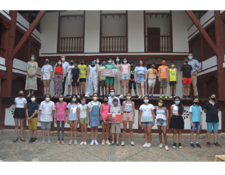 Los alumnos de sexto del colegio Miguel de Cervantes ser�n los protagonistas del programa de RNE “La estaci�n azul de los ni�os” este s�bado