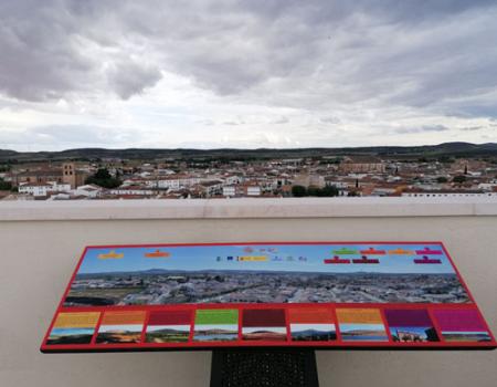 El Silo abre su mirador en la Noche Rom�ntica