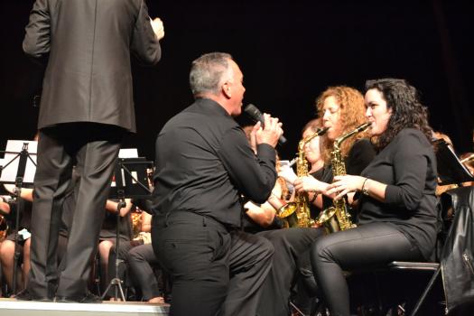 El Teatro Municipal se retrotrae a los a�os 80 y 90 de la mano de la Banda de M�sica y el programa radiof�nico Onda Musical