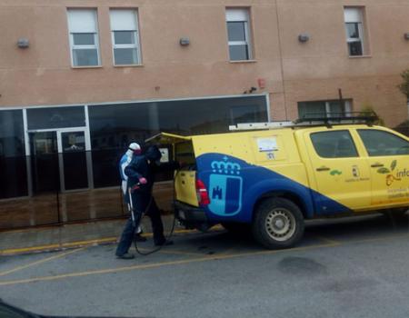 El Ayuntamiento desinfect� la ciudad por segunda vez y hoy llega Geacam para incidir en la desinfecci�n con mayor afluencia de personas 