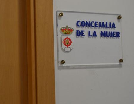 El Centro de la Mujer de Almagro sigue trabajando, atendiendo a las mujeres por tel�fono o v�a telem�tica