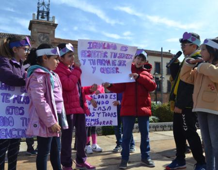 Los centros educativos de Almagro reivindican la igualdad 
