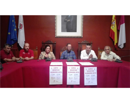 La Concejal�a de Deportes presenta los campus de f�tbol, voleibol, baloncesto y f�tbol sala