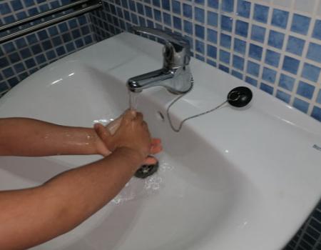 M�s de 1.900.000 castellano manchegos reciben un mensaje v�a sms con las pautas a seguir de higiene y relaciones sociales para prevenir contagios de la Covid19.