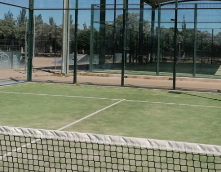 Las pistas de tenis y p�del se reabren al 50%