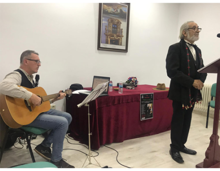 Luis Molina comparta su pasi�n por la poes�a con lectores de la Biblioteca Municipal 