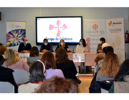 Unas 30 mujeres participan en el networking sobre empoderamiento en el medio rural