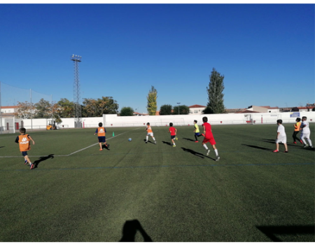 M�s de 400 chavales disfrutan del deporte en las escuelas municipales