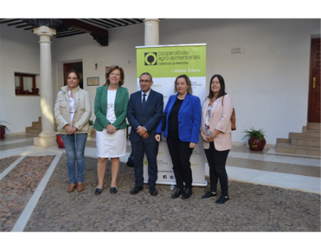 La I Convenci�n de t�cnicos de cooperativas agroalimentarias de la regi�n se celebra en Almagro