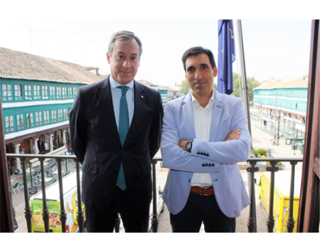 El alcalde recibe al presidente de Eurocaja Rural 