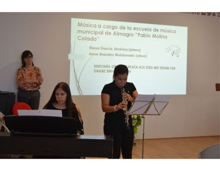 El Centro de la Mujer de Almagro reconoce el trabajo de las asociaciones de mujeres de Valenzuela, Gran�tula y Almagro