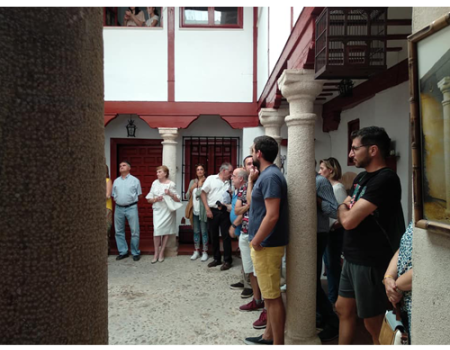 M�s de un cien personas participaron en la V Ruta guiada de Patios de Almagro