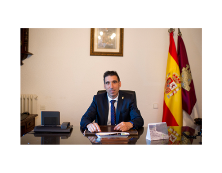 El alcalde agradece el trabajo diario de la Polic�a Local 