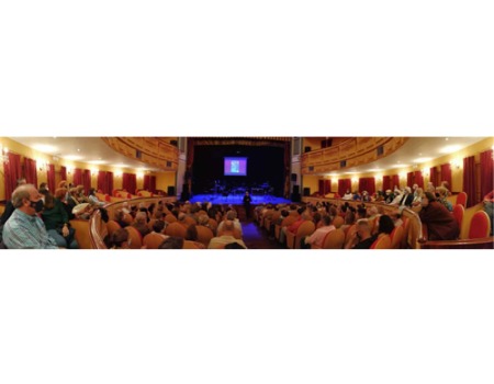 El Festival Iberoamericano de Teatro de Almagro culmina con �xito su 21 edici�n con �nimos renovados por la presencialidad y la gran afluencia de espectadores