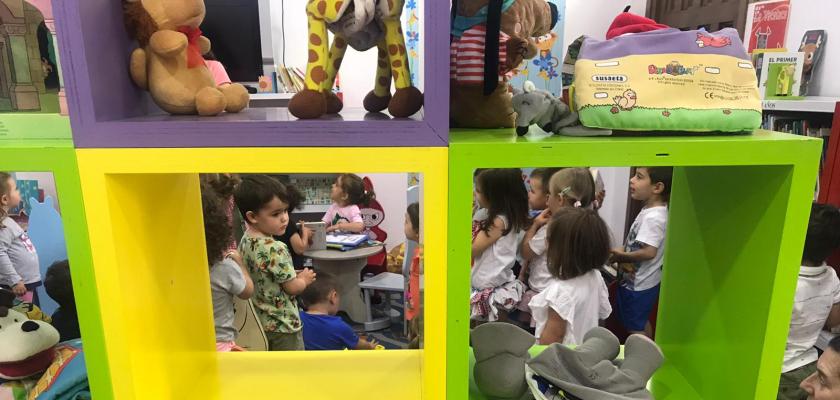 CELEBRACI�N DEL DIA DEL LIBRO A TRAVES DE LOS A�OS