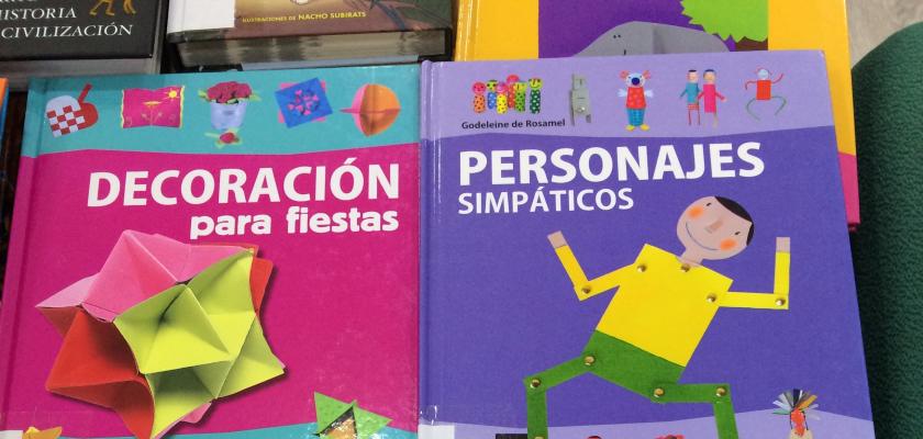 Nuevos libros en la biblioteca infantil