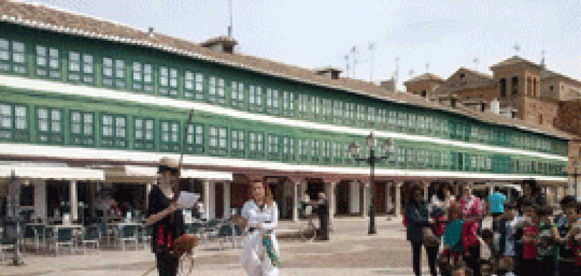 La Biblioteca vuelve a conseguir el premio Mar�a Moliner de animaci�n a la lectura con el proyecto 𠇎n un lugar de la Mancha”