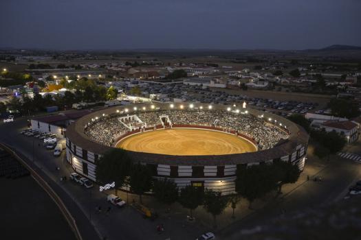 El Juli triunfa en su despedida de Almagro y provincia