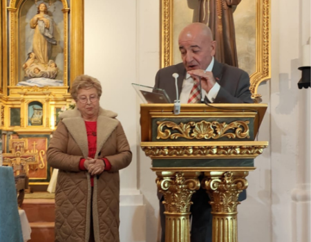 El pregonero Dionisio Rold�n y los villancicos de Tierra Roja anuncian la llegada de la Navidad en Almagro