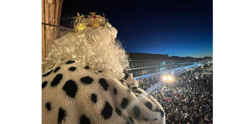 Los Reyes Magos llenan de ilusi�n las calles de Almagro