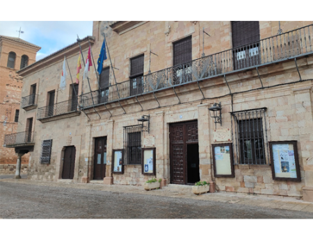El Ayuntamiento ha comenzado un proyecto de adecentamiento de los edificios hist�ricos municipales 
