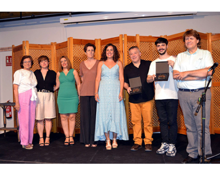 Emoci�n, teatro y poes�a en la entrega de los premios del 2� Certamen Internacional de Dramaturgias sobre el Mundo Rural Campo de Calatrava” 