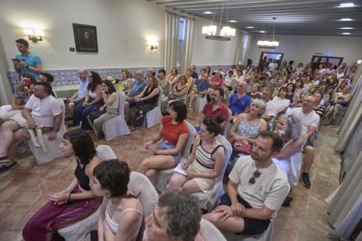 La actividad Versos libres a plena luz volvi� a ser punto de encuentro de profesionales de la escena y p�blico durante el Festival Internacional de Teatro Cl�sico