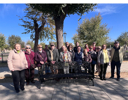Almagro dedica un banco literario al historiador y heraldista Ram�n Maldonado y Cocat