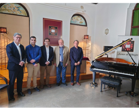 El Ateneo reconoce al mecenas dan�s Ole Jantzen