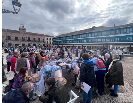Almagro, ciudad del encaje, re�ne, un a�o m�s, a 300 encajeras procedentes de toda la geograf�a espa�ola e internacional