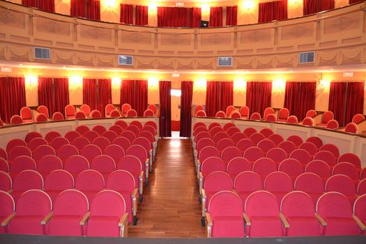 El Ayuntamiento pondr� en marcha una audiogu�a en espa�ol para visitar el Teatro Municipal