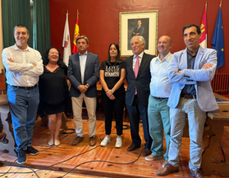 El Pleno Extraordinario reorganiza el Ayuntamiento de Almagro tras la moci�n de censura y aprueba su nueva estructura