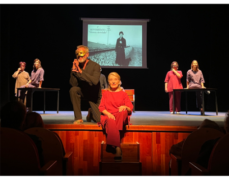 El Taular Teatro rinde homenaje a Manolita Espinosa en una emotiva propuesta po�tico-teatral como cierre del 39 Encuentro de Poes�a Espa�ola
