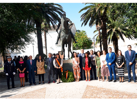 El alcalde de Almagro destaca en el D�a de la Fiesta Nacional el valor de la uni�n, la lengua com�n y la convivencia en paz