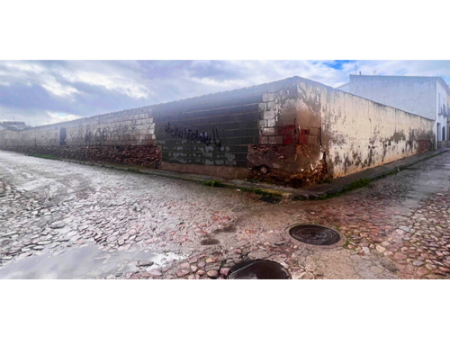 El Ayuntamiento adquiere una parcela de 5.100 metros cuadrados para un nuevo aparcamiento p�blico en el casco hist�rico