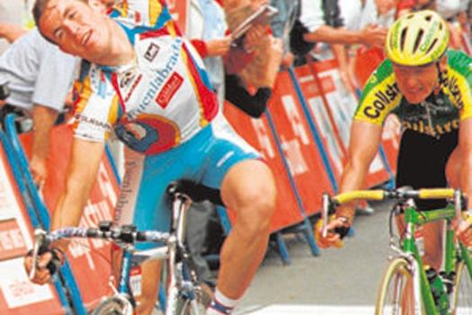 Manuel Sanroma venciendo al sprint