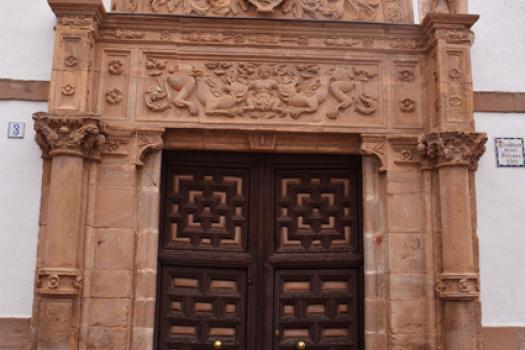 Casa Palacio de los F�cares (s. XVI)